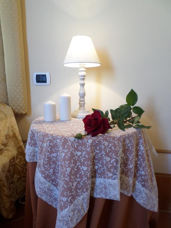 Tenuta Villa Rocchi توريتا دي سيينا الغرفة الصورة